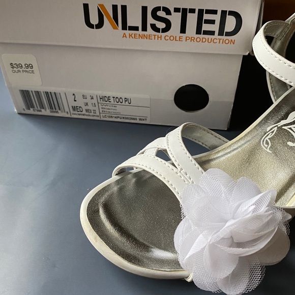 Girls Dress Shoes - Picture 4 of 6